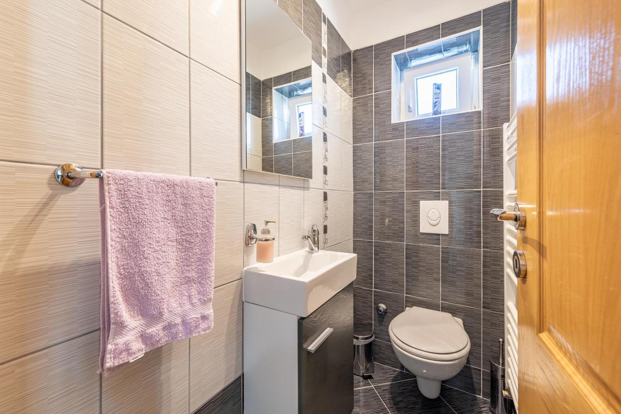 Apartment Toni Gračac