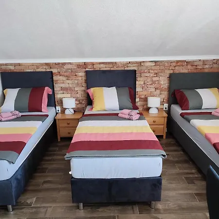 Apartman Toni Gračac Exterior foto