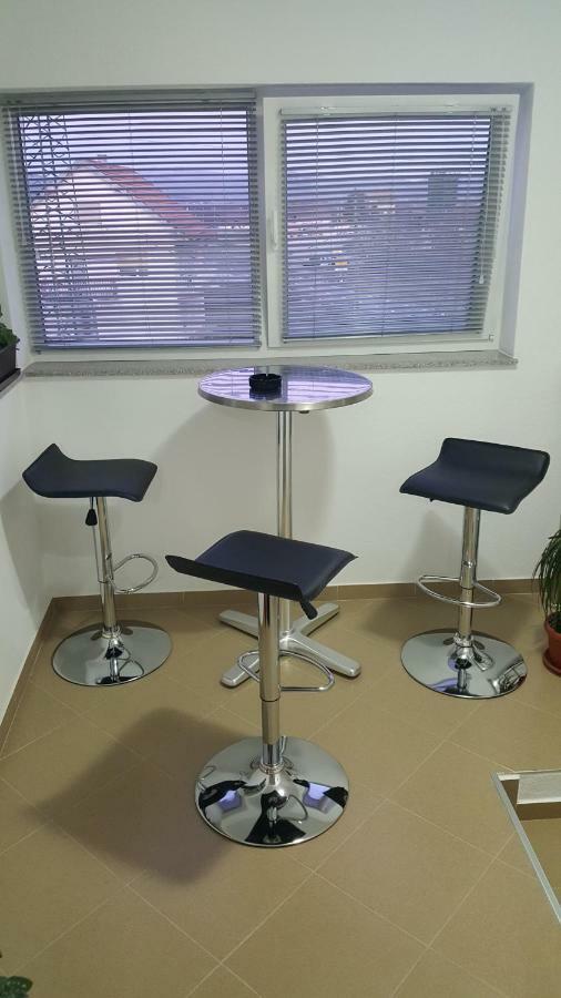 Toni Apartma Gracac (Zadar)